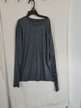 Under Armour Boys Long-Sleeve Crewneck Shirt - Charcoal Heather